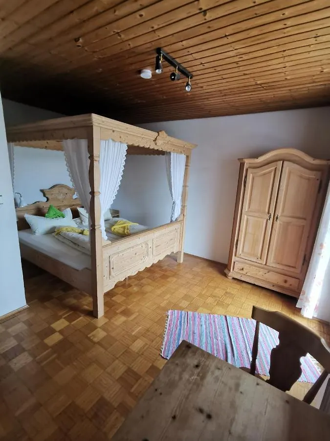 Guest house Hotel Garni Austermayer Traunreut